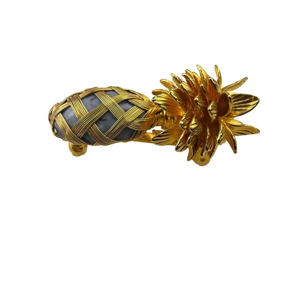Gold Tone Womens Pineapple Brooch Woven Enamel Details Elegant Vintage - Picture 4 of 5